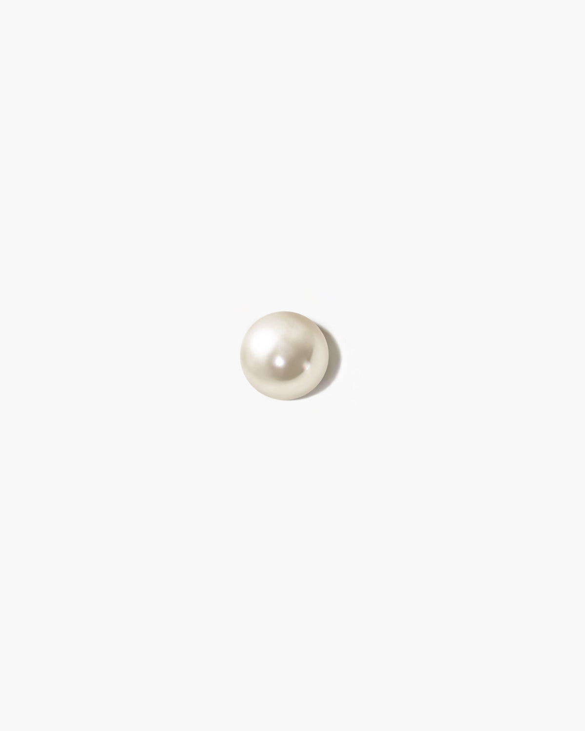 Daily Pearl Stud Earrings
