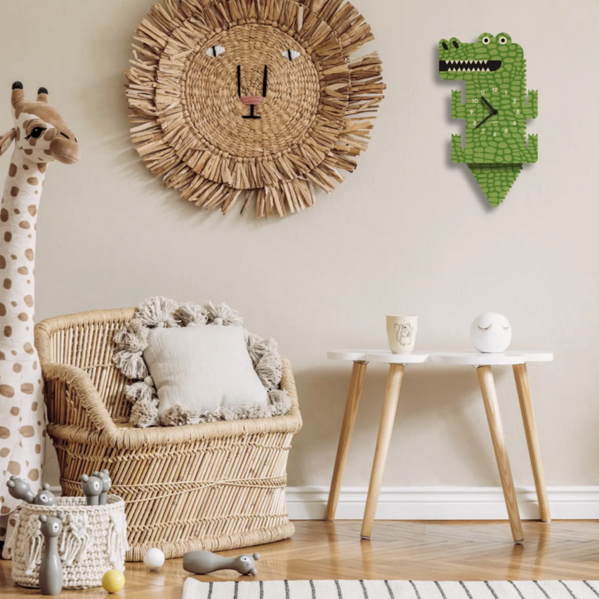 Alligator Pendulum Clock -wood