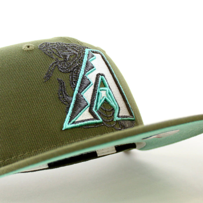 Arizona Diamondbacks 2001 World Series New Era 59Fifty Fitted Hat (Olive Mint Under Brim)