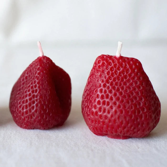 Beeswax Lg Strawberry Candles S/2