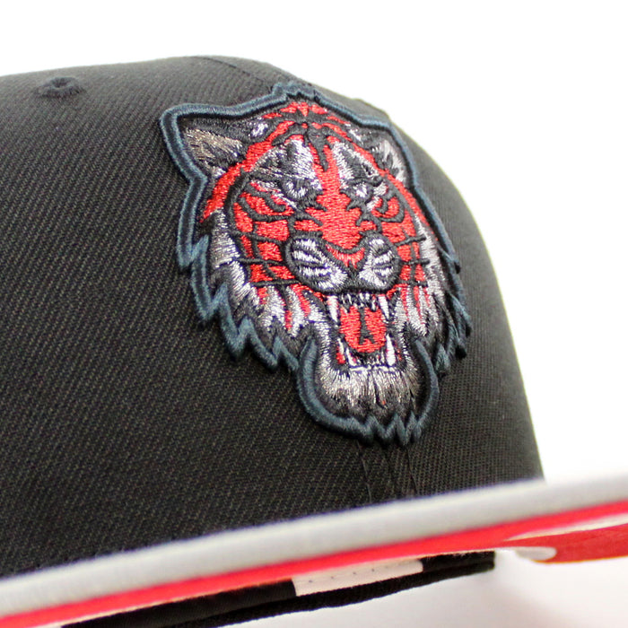 Detroit Tigers 2000 TIGER STADIUM New Era 59Fifty Fitted Hat (Black Misty Scarlet Under Brim)