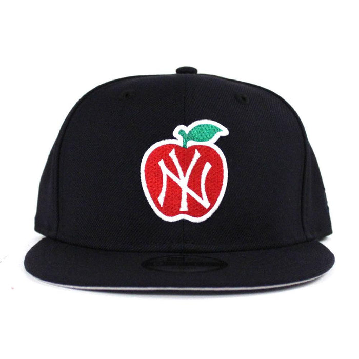 Kids Big Apple New York Yankees New Era 9Fifty Snapback Hat (Gray Under Brim)