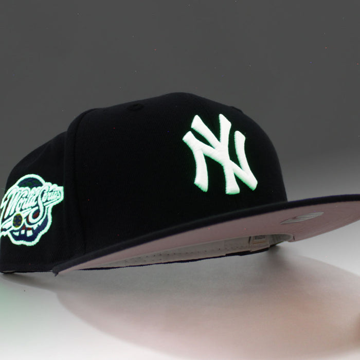 New York Yankees 1998 World Series New Era 59Fifty Fitted Hat (Navy Pink Under Brim)