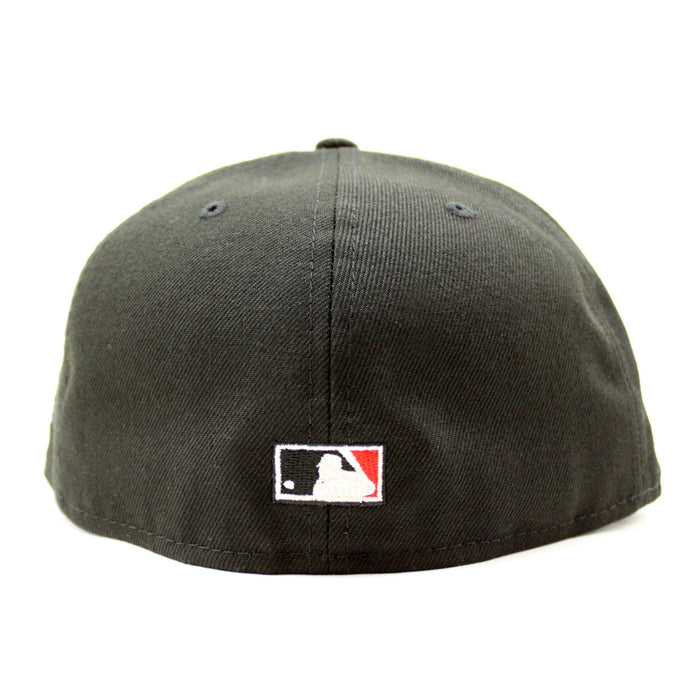 New York Yankees Kiss LIPS 2003 World Series New Era 59Fifty Fitted Hat (GITD Black Red Under Brim)