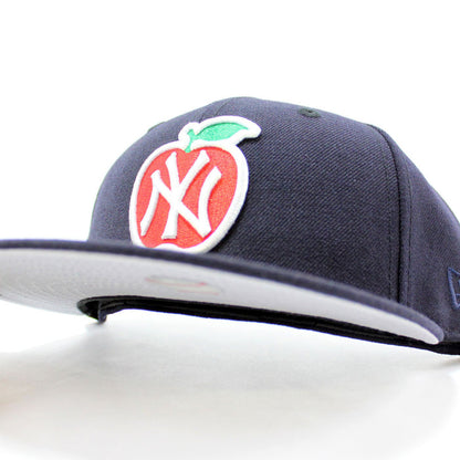 New York Yankees New Era 59Fifty Fitted Hat (Big Apple Navy Gray Under Brim)
