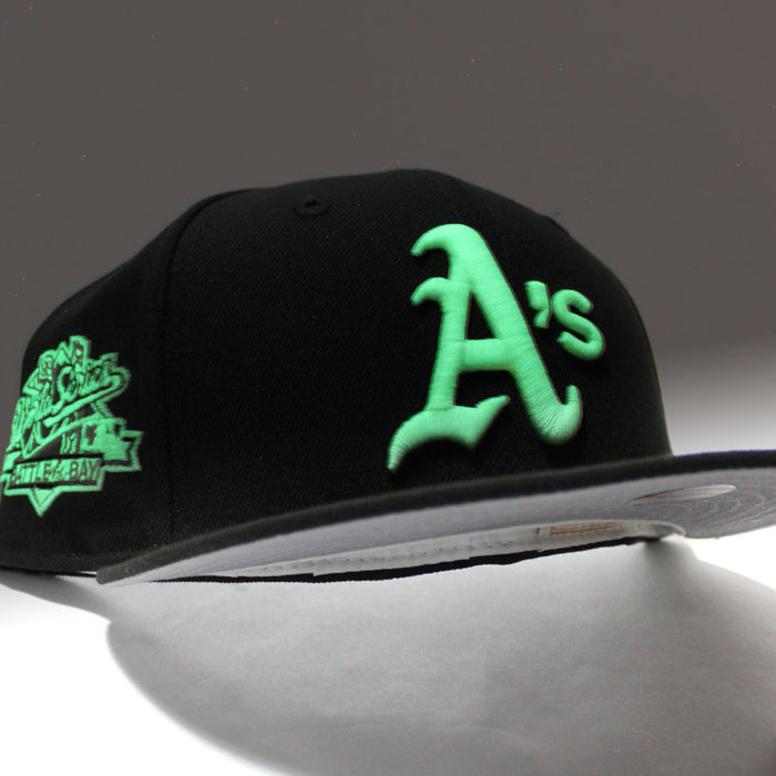 Oakland Athletics 1989 Battle of the Bay World Series New Era 59Fifty Fitted Hat (Glow in the Dark Black Gray Under Brim)
