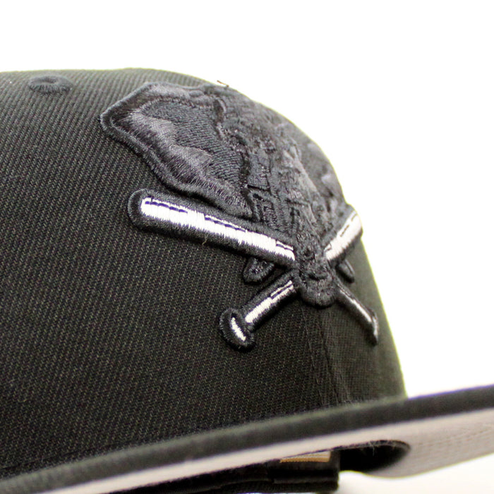 Oakland Athletics Battle of The Bay 1989 New Era 59Fifty Fitted Hat (Black Gray Under Brim)