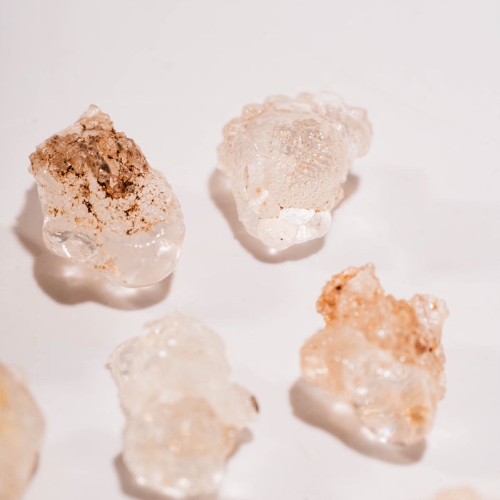 Opal, Hyalite