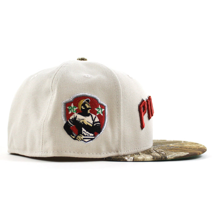 Pittsburgh Pirates ROBERTO CLEMENTE 21 Patch New Era 59Fifty Fitted Hat (Stone RealTree Green Under Brim)
