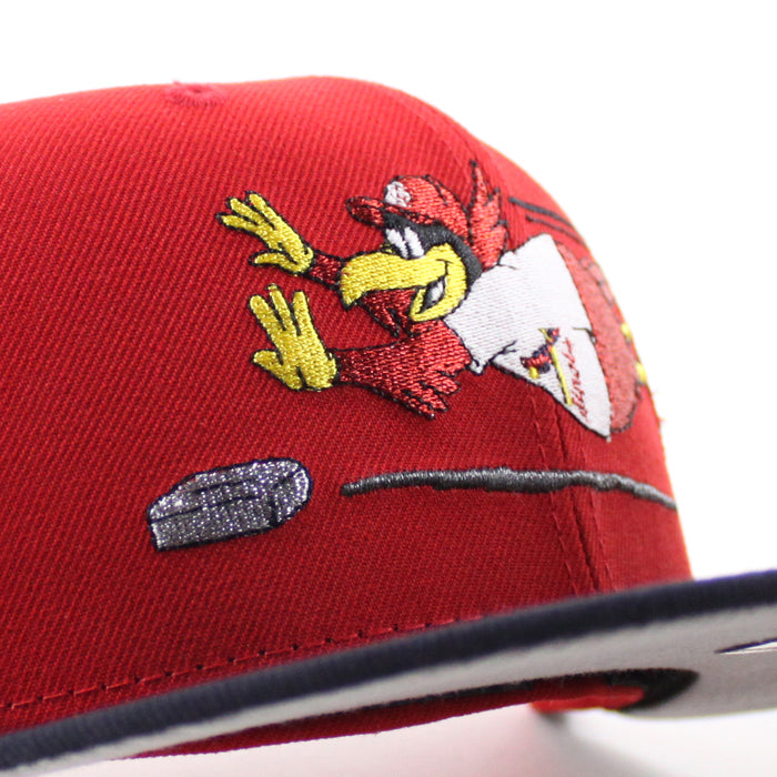St. Louis Cardinals Mascot Final Season New Era 59Fifty Fitted Hat (Scarlet Red Navy Gray Under Brim)