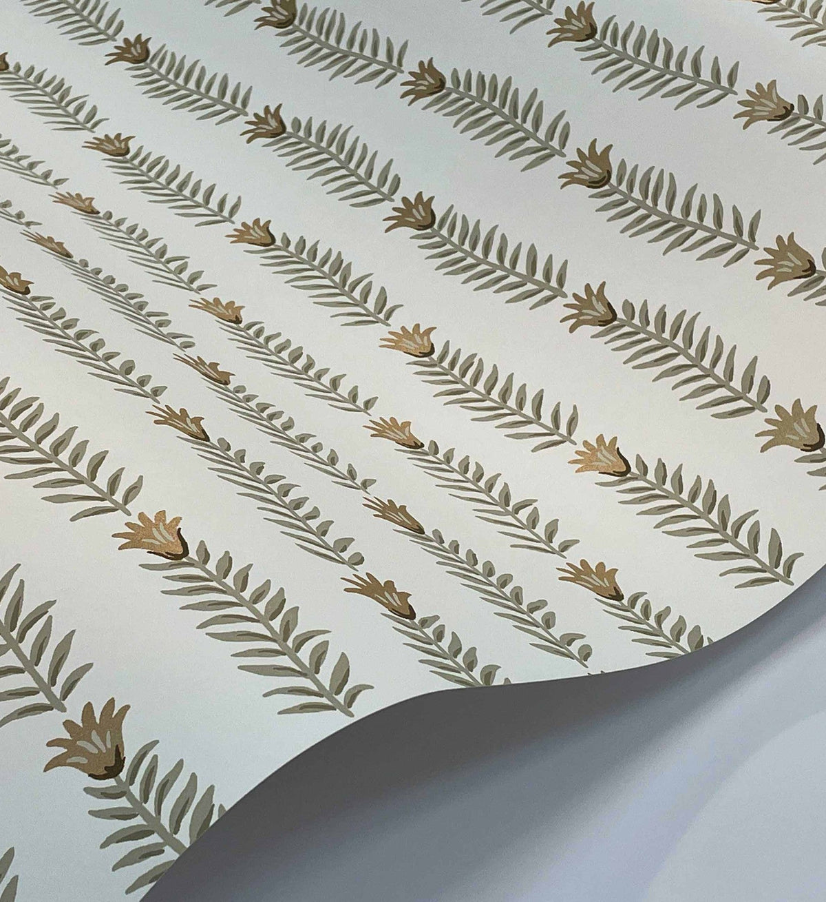 Eden Wallpaper - White & Metallic Gold